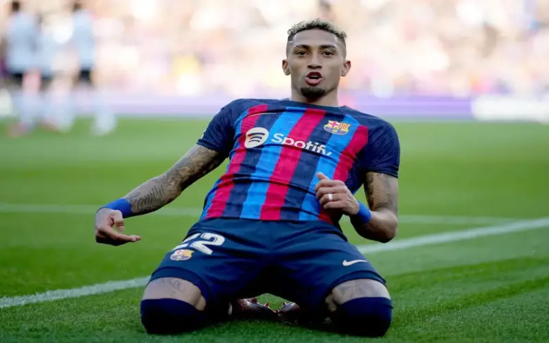 برشلونة برفض عرضاً سعودياً بقيمة 120 مليوناً لبيع رافينيا